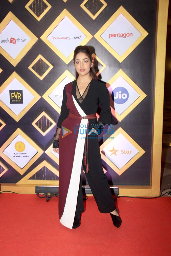 celebs grace closing ceremony of jio mami film festival 2018 3