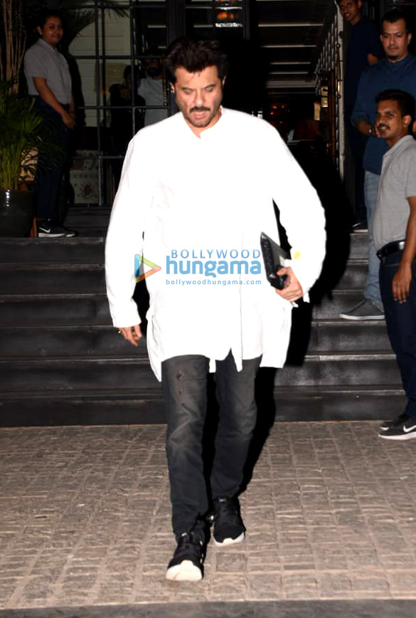 ekta kapoor nushrat bharucha ayushmann khurrana and anil kapoor spotted after dinner at soho house in juhu 4