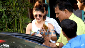 Jacqueline Fernandez snapped in Mumbai