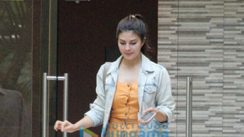 Jacqueline Fernandez spotted at Bandstand in Bandra