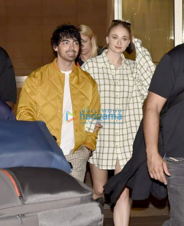 Joe Jonas and Sophie Turner arrive in India for Priyanka Chopra – Nick Jonas’ wedding Joe Jonas and Sophie Turner arrive in India for Priyanka Chopra – Nick Jonas’ wedding