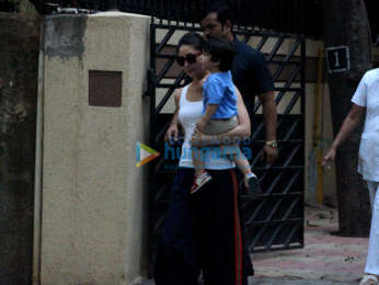 Kareena Kapoor Khan, Saif Ali Khan and Taimur Ali Khan spotted in Bandra