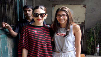 Karisma Kapoor spotted with her kids at Pali Village Cafe