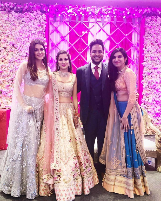 Kriti Sanon in Zara Umrigar for her best friend's wedding in Delhi (4)