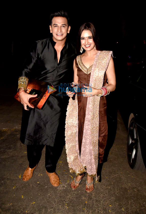 Prince Narula and Yuvika Chaudhary snapped at Diwali bash Prince Narula and Yuvika Chaudhary snapped at Diwali bash