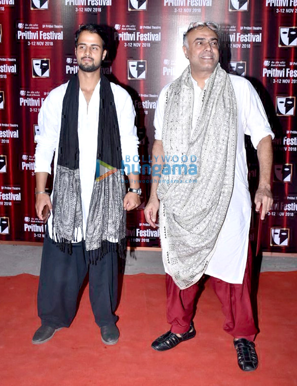 ranbir kapoor and celebs grace the opening of prithvi theatre festival at royal opera house 6