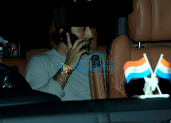 ranbir kapoor snapped at alia bhatts residence in juhu 2