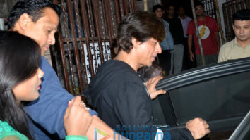Shah Rukh Khan spotted at a dubbing studio in Bandra