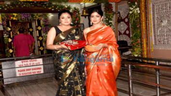 Tanushree Dutta and Ishita Dutta snapped at Kali Mata temple