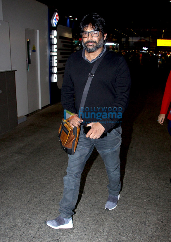 urvashi rautela aayush sharma and others snapped at the airport 6