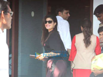Aishwarya Rai Bachchan, Varun Dhawan, Abhishek Bachchan and others snapped at the airport