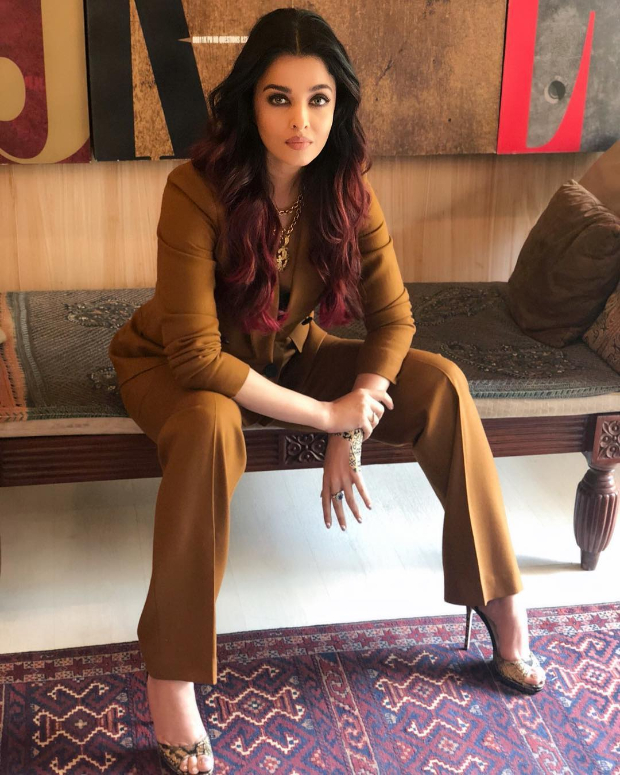 Aishwarya Rai Bachchan in Massimo Dutti suit for an interview (3)