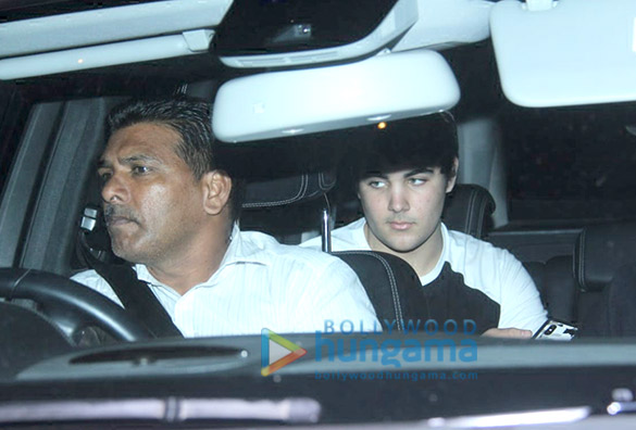 akshay kumar with twinkle and aarav kumar at soho house juhu 3
