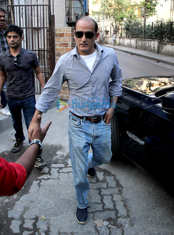 Akshaye Khanna spotted at dubbing studio in Bandra Akshaye Khanna spotted at dubbing studio in Bandra