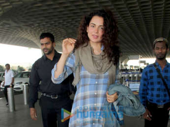 Alia Bhatt, Kangana Ranaut, Varun Dhawan and others snapped at the airport