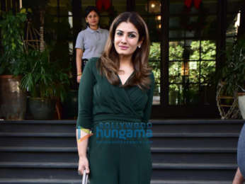 Ameesha Patel, Kim Sharma, Raveena Tandon and others spotted at Soho House in Juhu