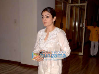 Celebs attend prayer meet of late Nana Chudasama