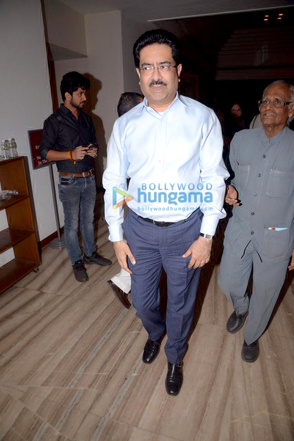celebs attend prayer meet of late nana chudasama 7
