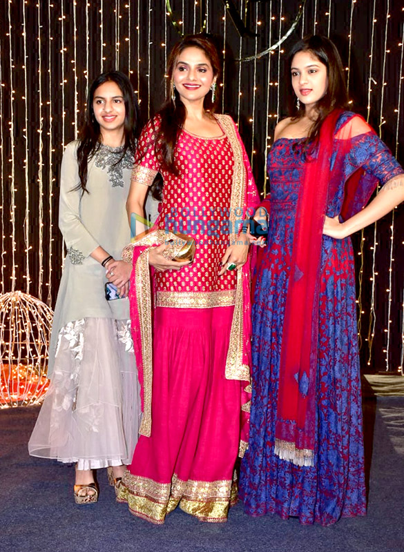 celebs grace nick jonas and priyanka chopras wedding reception 7