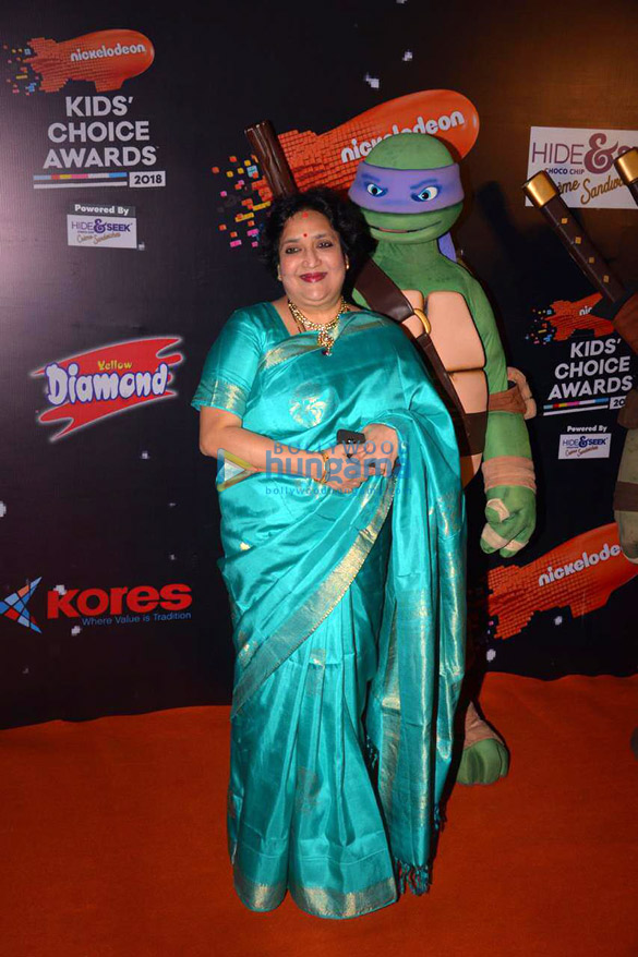 celebs grace nickelodeon kids choice awards 2018 03