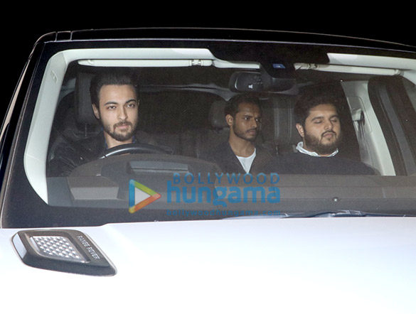 celebs spotted at salman khans birthday bash 7