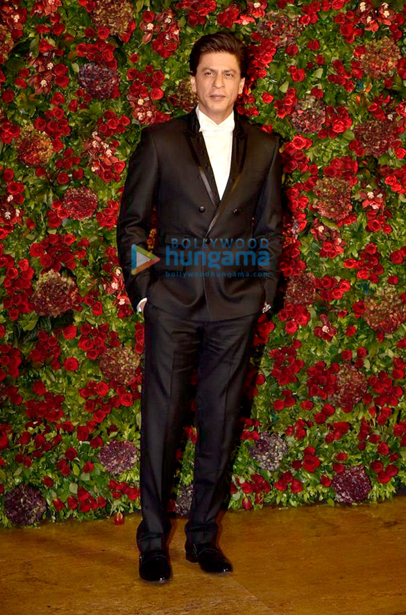 deepika padukone and ranveer singh grace their mumbai reception 20