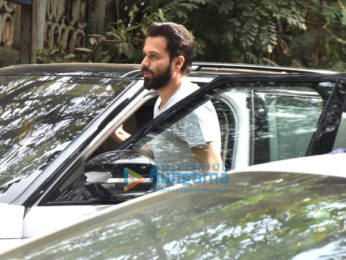 Emraan Hashmi spotted in Bandra