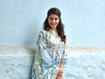 Jacqueline Fernandez celebrates Christmas with kids at an orphanage
