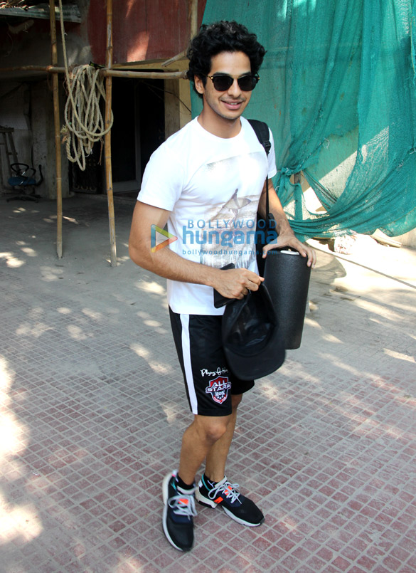 janhvi kapoor and ishaan khatter snapped at gym 3