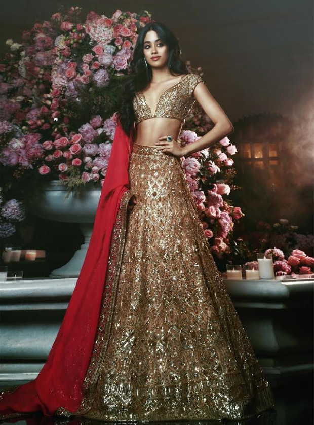 Janhvi Kapoor in Manish Malhotra Couture for Isha Ambani sangeet (1)