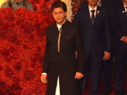 KING KHAN Shah Rukh Khan looks royal at Isha Ambani- Anand Piramal’s grand Wedding Celebrations
