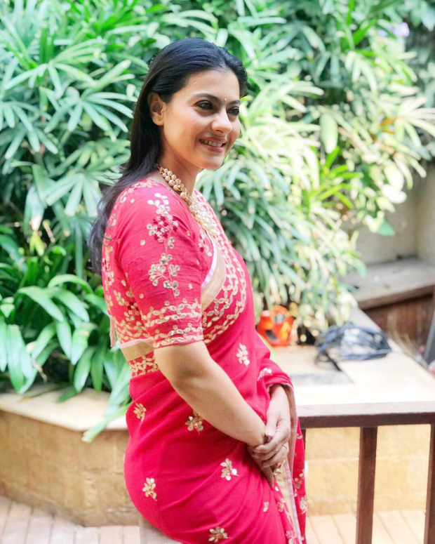 Kajol in Devnaagri for a wedding (2)