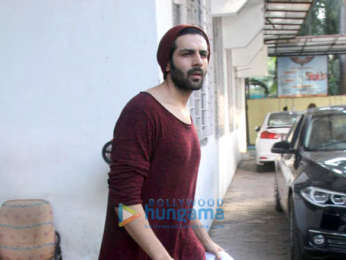 Kartik Aaryan spotted in Andheri
