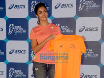 Pooja Hegde attends Tata Mumbai Marathon 2019