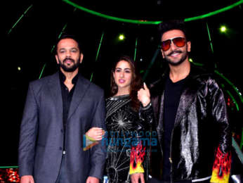 Ranveer Singh, Sara Ali Khan and Rohit Shetty snapped on sets of Indian Idol promoting their film 'Simmba'
