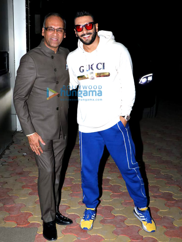 ranveer singh and sara ali khan at zee studio for christmas special simmba promotions 5