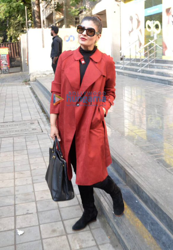 raveena tandon snapped in bandra 3 2