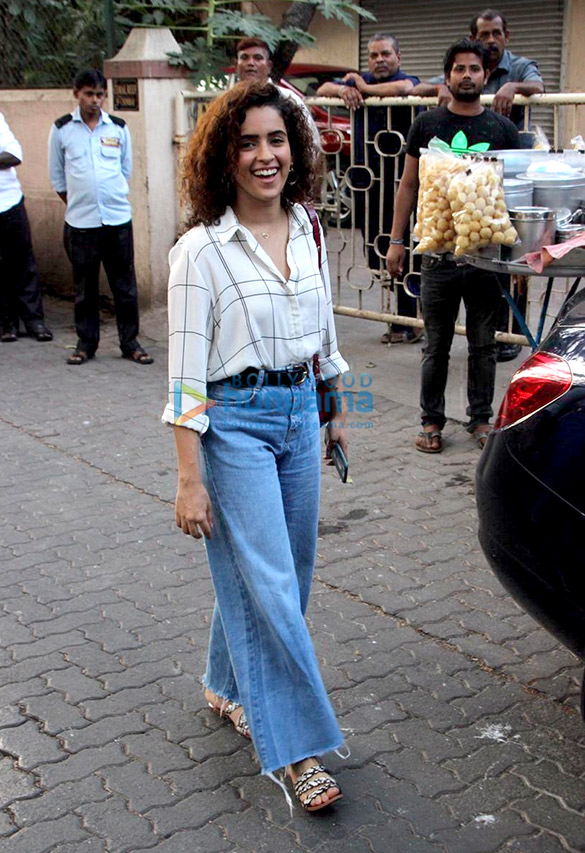 sanya malhotra akshaye khanna and rakeysh omprakash mehra snapped at a dubbing studio 1