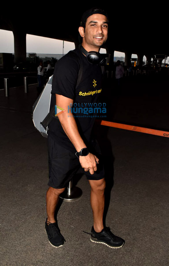 sara ali khan sushant singh rajput and sonnalli seygall snapped at the airport 2