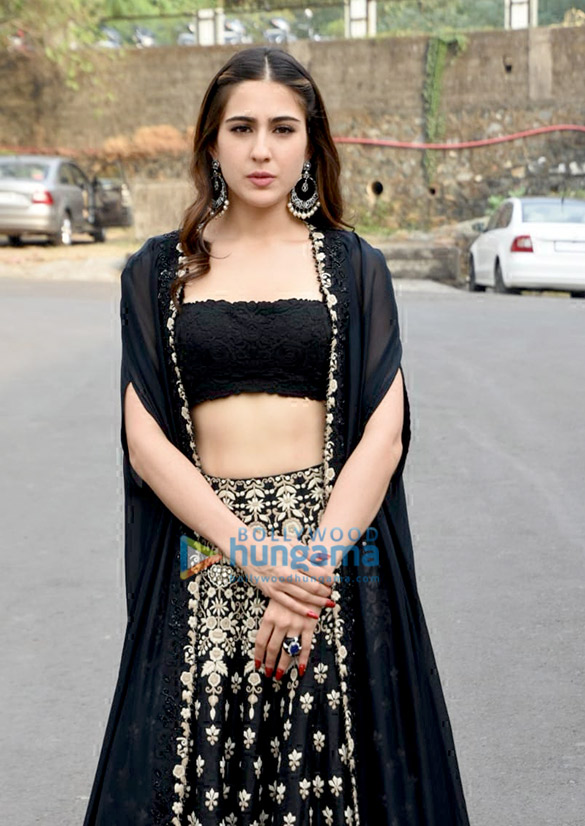 sara ali khan snapped at the reliance studio for kedarnath promotions 2