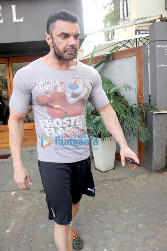 sohail khan spotted at sequel 4