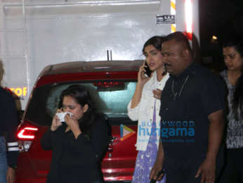 Sonam Kapoor Ahuja spotted on location of a shoot in Andheri