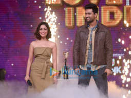 Vicky Kaushal and Yami Gautam snapped on sets of the reality show Love Me India grand finale