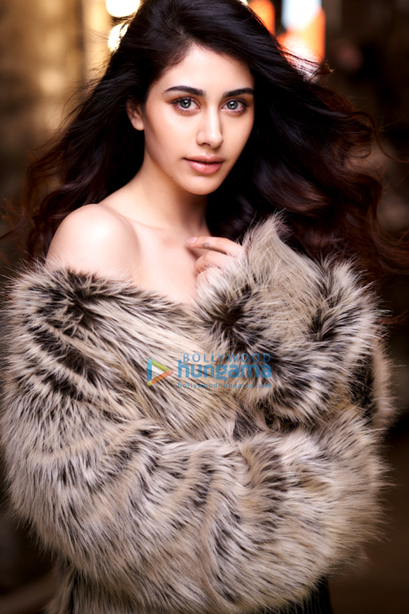Warina Hussain | Warina Hussain Images - Bollywood Hungama