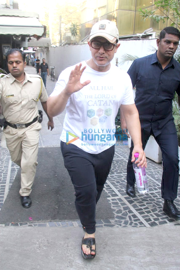 Aamir Khan spotted at a spa in Bandra Aamir Khan spotted at a spa in Bandra