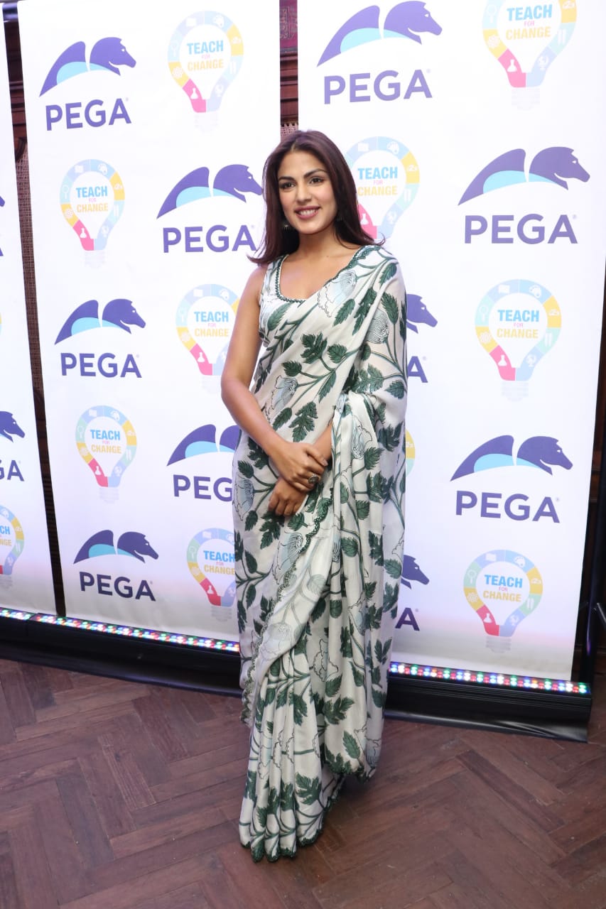adah sharma rhea chakraborty taapsee pannu and others grace pega teach for change event 8