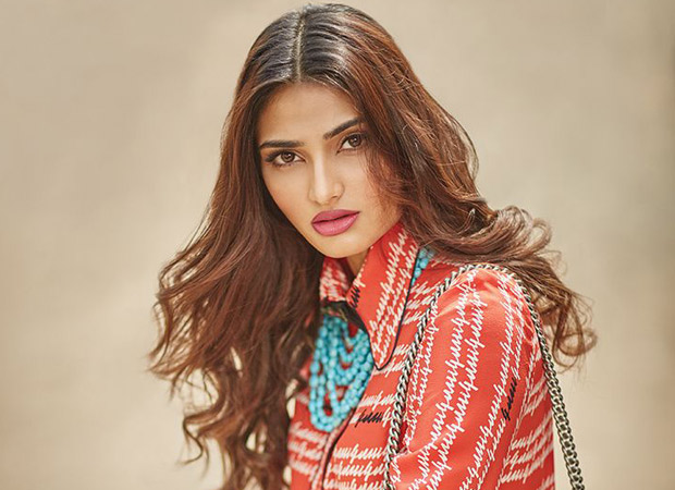 After Karthik Aaryan, ATHIYA SHETTY is the latest to join the Bollywood gang of VEGETARIAN eaters! After Karthik Aaryan, ATHIYA SHETTY is the latest to join the Bollywood gang of VEGETARIAN eaters!
