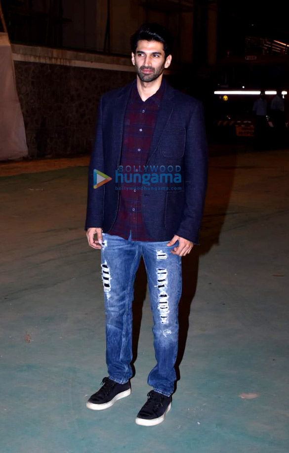 akshay kumar ajay devgn ranveer singh ranbir kapoor and others grace umang 2019 26