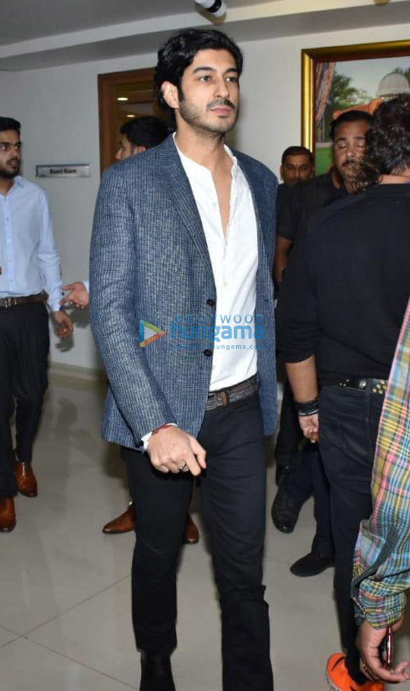 amitabh bachchan boney kapoor and others snapped at kokilaben ambani hospital for an event 5