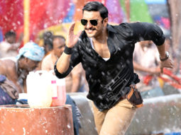 Box Office: Post Simmba, Ranveer Singh joins Varun Dhawan, Ranbir Kapoor and Hrithik Roshan with 4 films in the Rs. 100 crore club